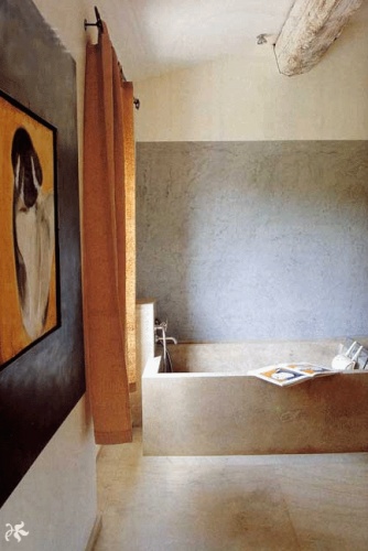 Maison contemporaine  Eygalires : Salle de bain