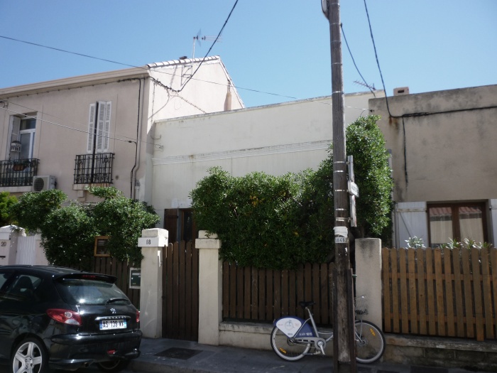 Surélévation en ossature bois, greffe contemporaine : b-surelevation-ossature-bois-maison-contemporaine-marseille-site-jeremy-azzaro-architecte.JPG